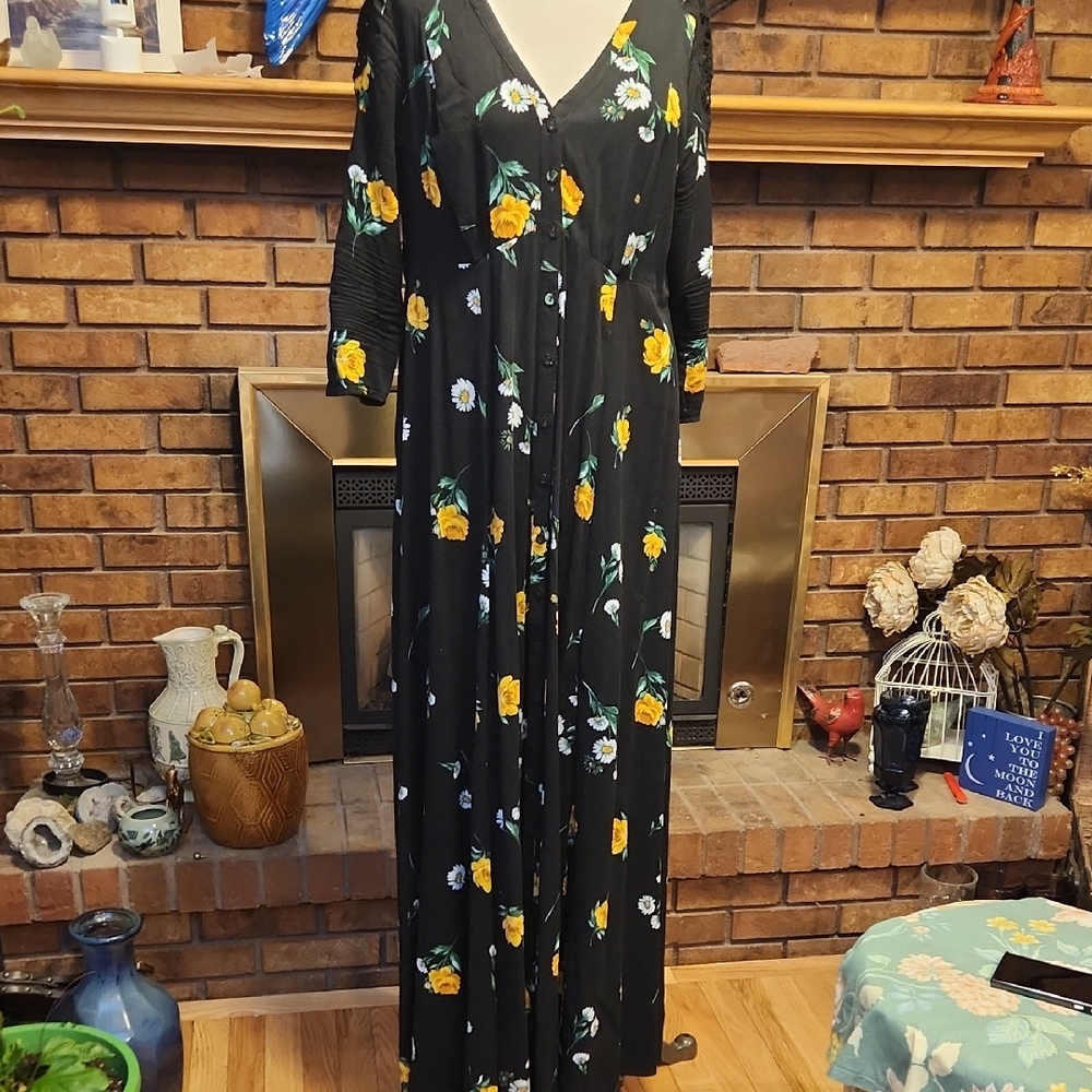Torrid Floral Maxi Dress Lace Cut Out Soft Flowy Spring Feminine Whimsigoth